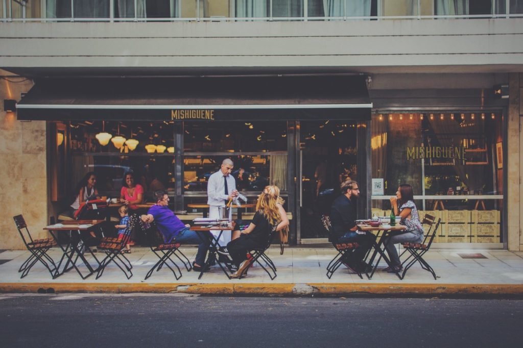 Alcohol en borstvoeding; terras.